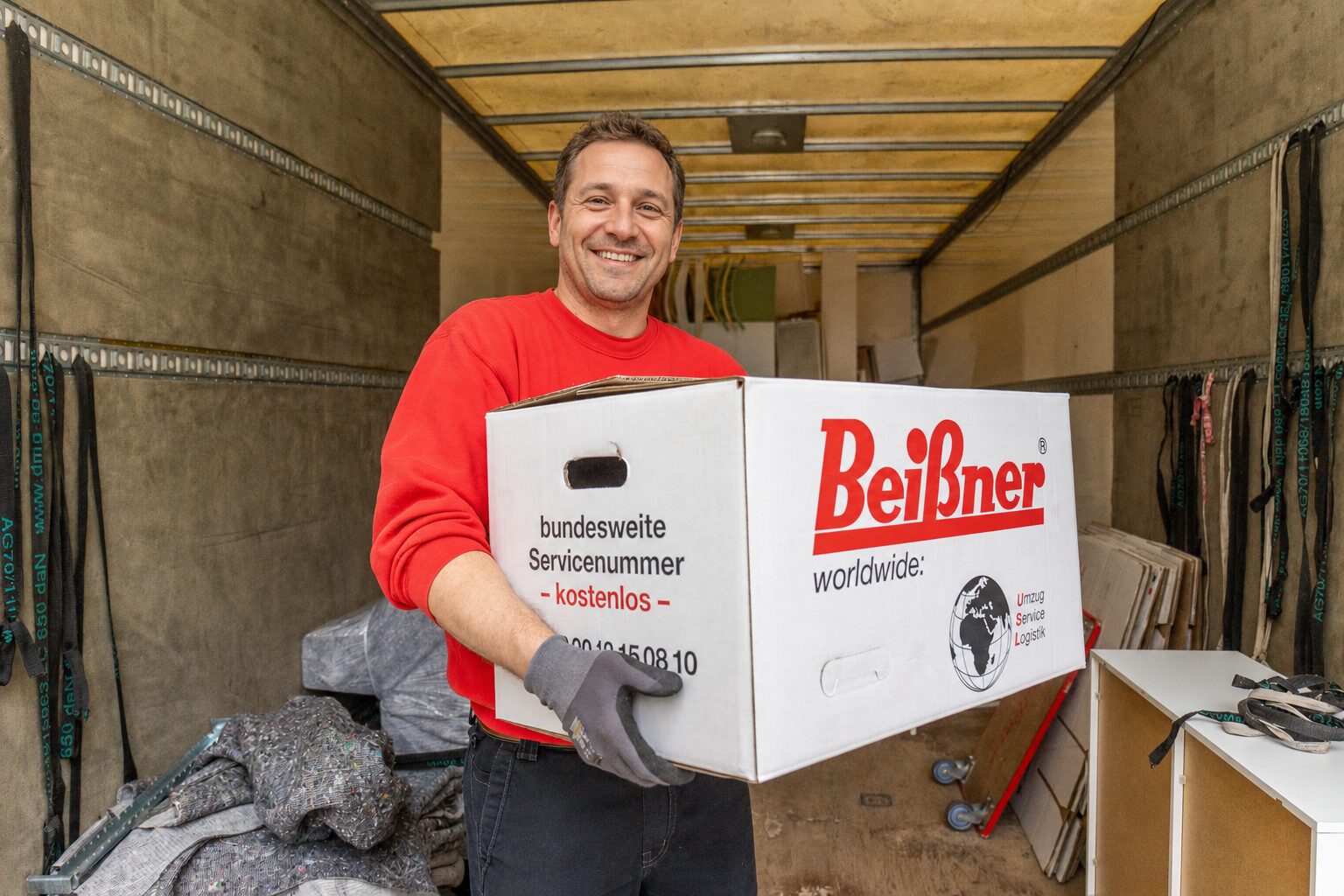 Packservice als Teil des kompletten Umzugs in Hannover